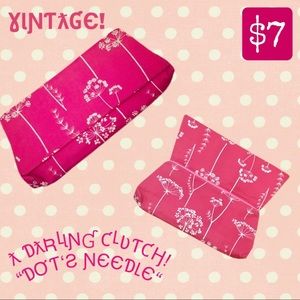 FINAL Vintage ‘Dot’s Needle’ Pink Fabric Clutch 💖